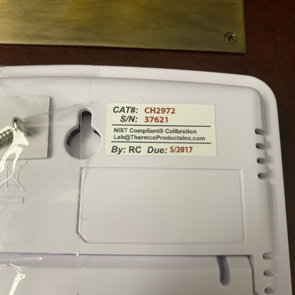 Hygro thermometer clock - Picture 5 of 5